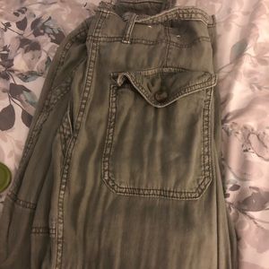 American Eagle pants